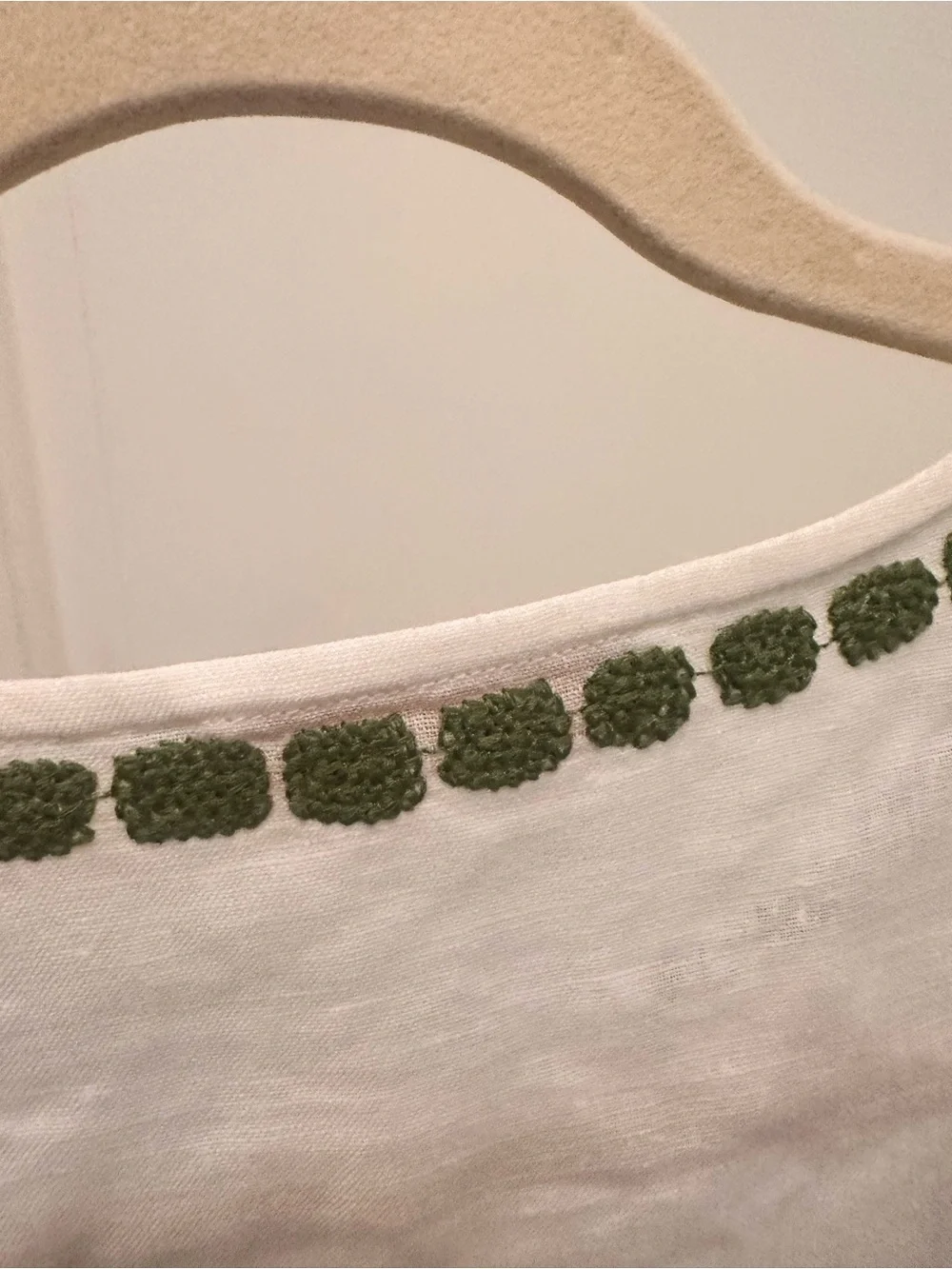 Tory Burch White Linen Tunic with Green Floral Embroidery